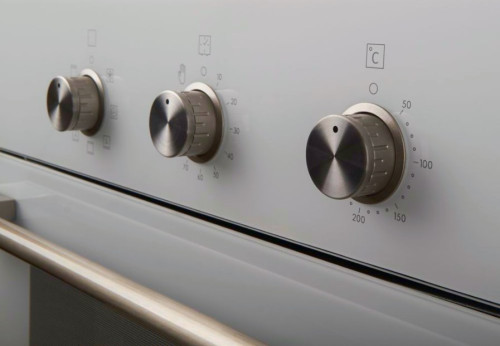 Электрический духовой шкаф Korting (Кёртинг) OKB 470 CMW