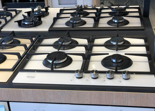 Газовая варочная панель Korting (Кёртинг) HGG 660 CW белого цвета